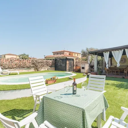 Marisa Feriehus Budoni